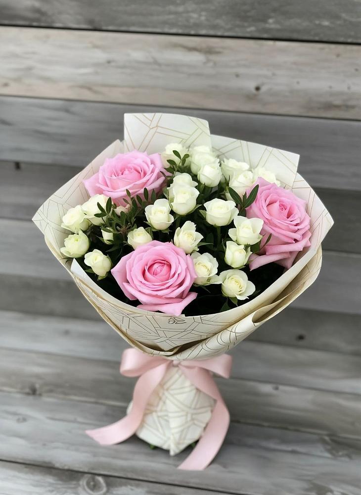 Букет цветов из: Розы в Новую