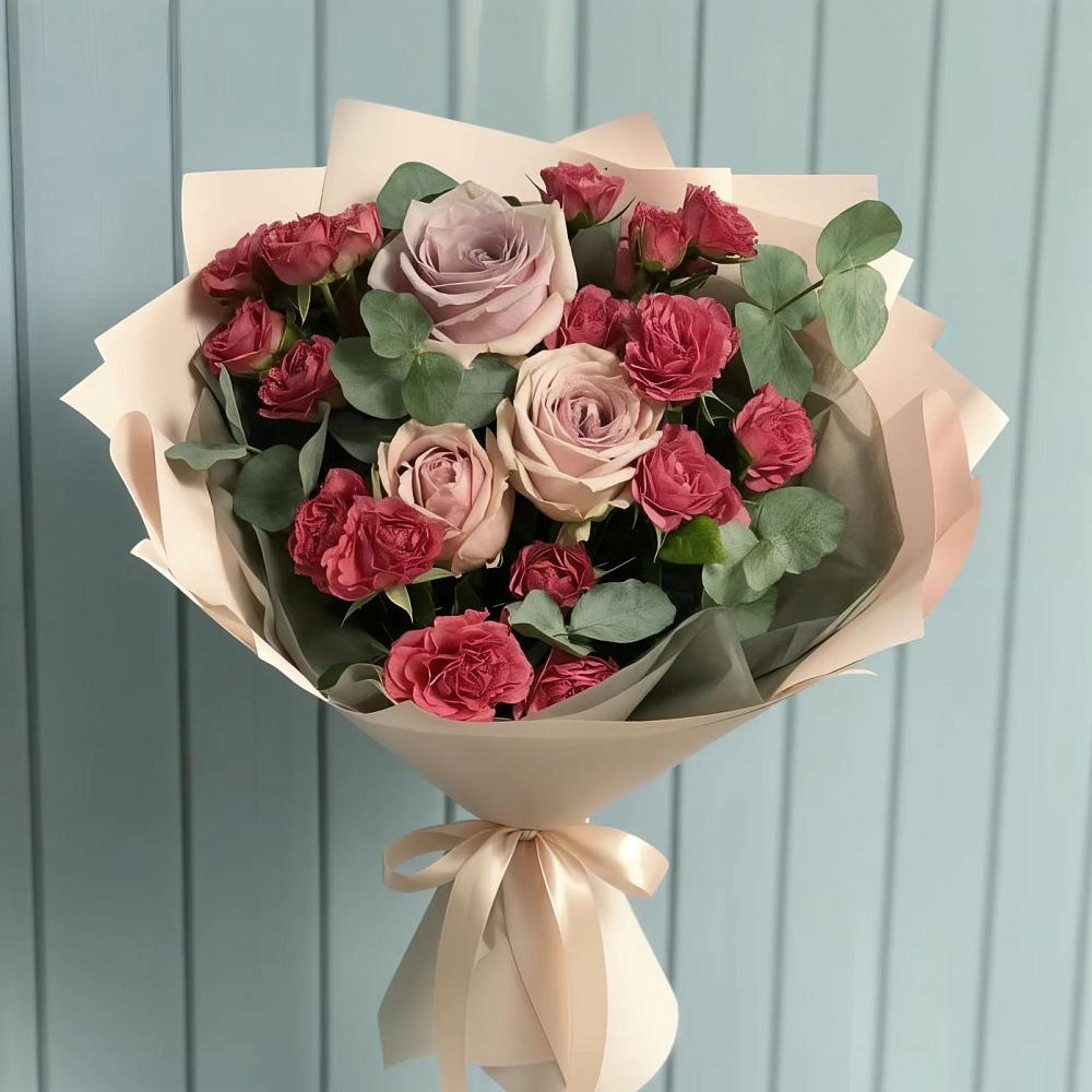 Букет цветов из: Гвоздики и Розы в Новую