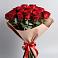 Букет 15 Красных роз Эдлесс Лав в Новую