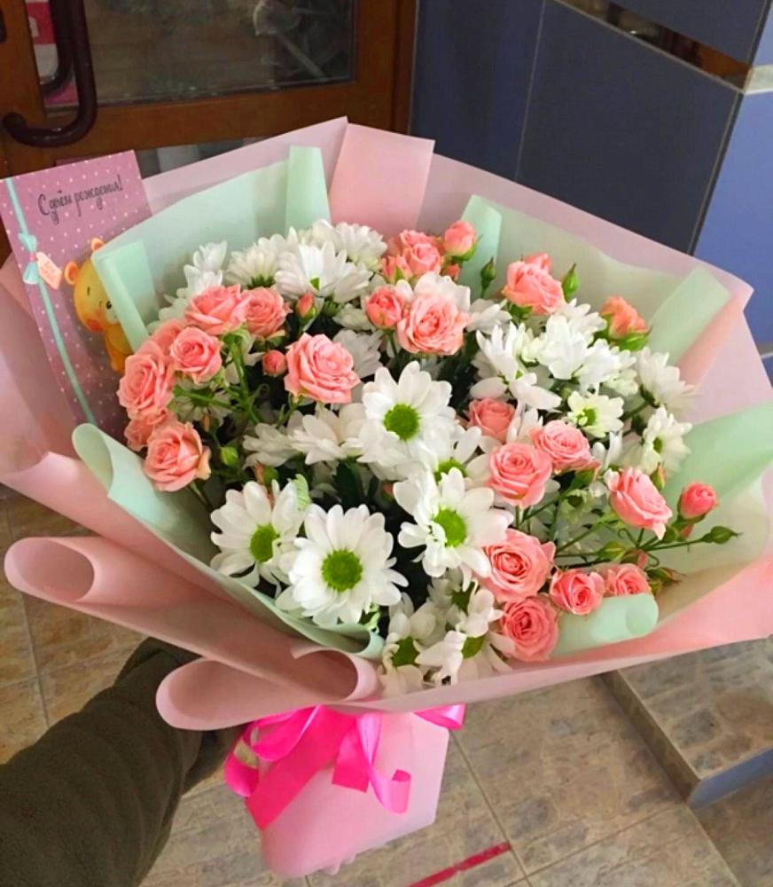 Букет цветов из: Розы и Хризантемы в Новую