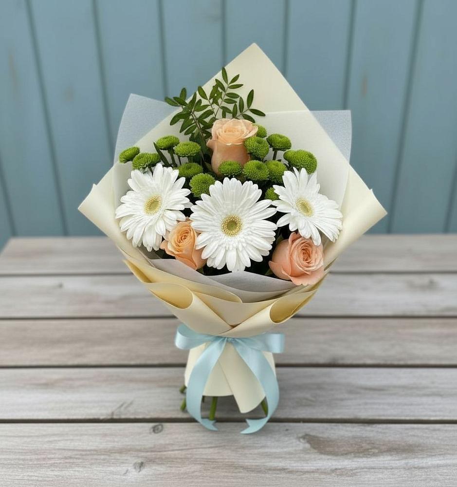 Букет цветов из: Герберы, Розы и Хризантемы в Новую
