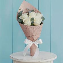 Букет цветов из:  Розы в Новую