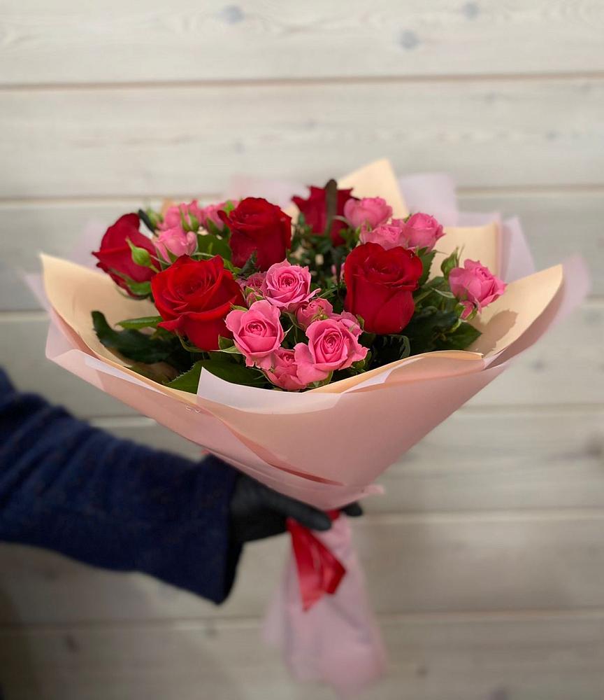 Букет цветов из: Розы в Новую