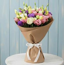 Букет цветов из:  Лизиантусы в Новую