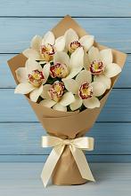 Букет цветов из:  Орхидеи и Розы в Новую