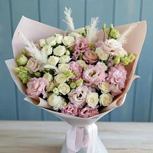 Букет цветов из:  Альстромерии и Розы в Новую